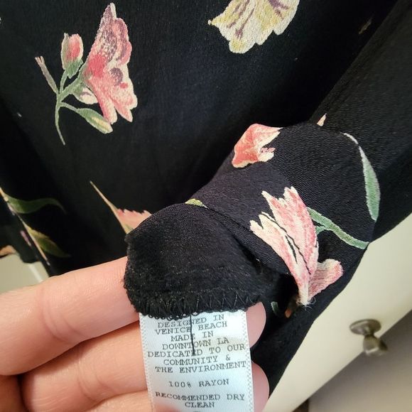 Flynn Skye Moscow Floral Open Front Mini Dress - Picture 4 of 9